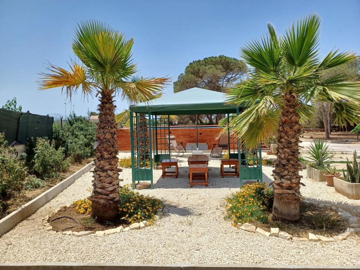 Turtle Island Apartments Санта-Кроче-Камерина Екстер'єр фото